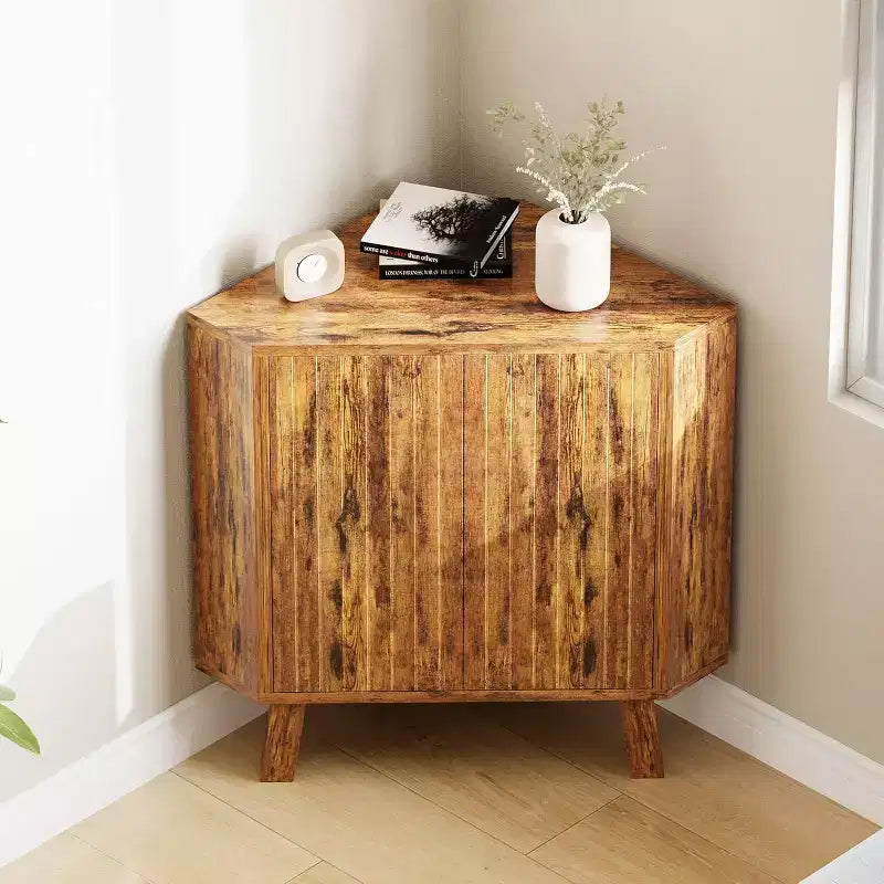 Meuble d'angle de ferme à 3 niveaux avec étagère réglable, table d'angle en bois avec portes et table d'appoint triangulaire pour salon et cuisine